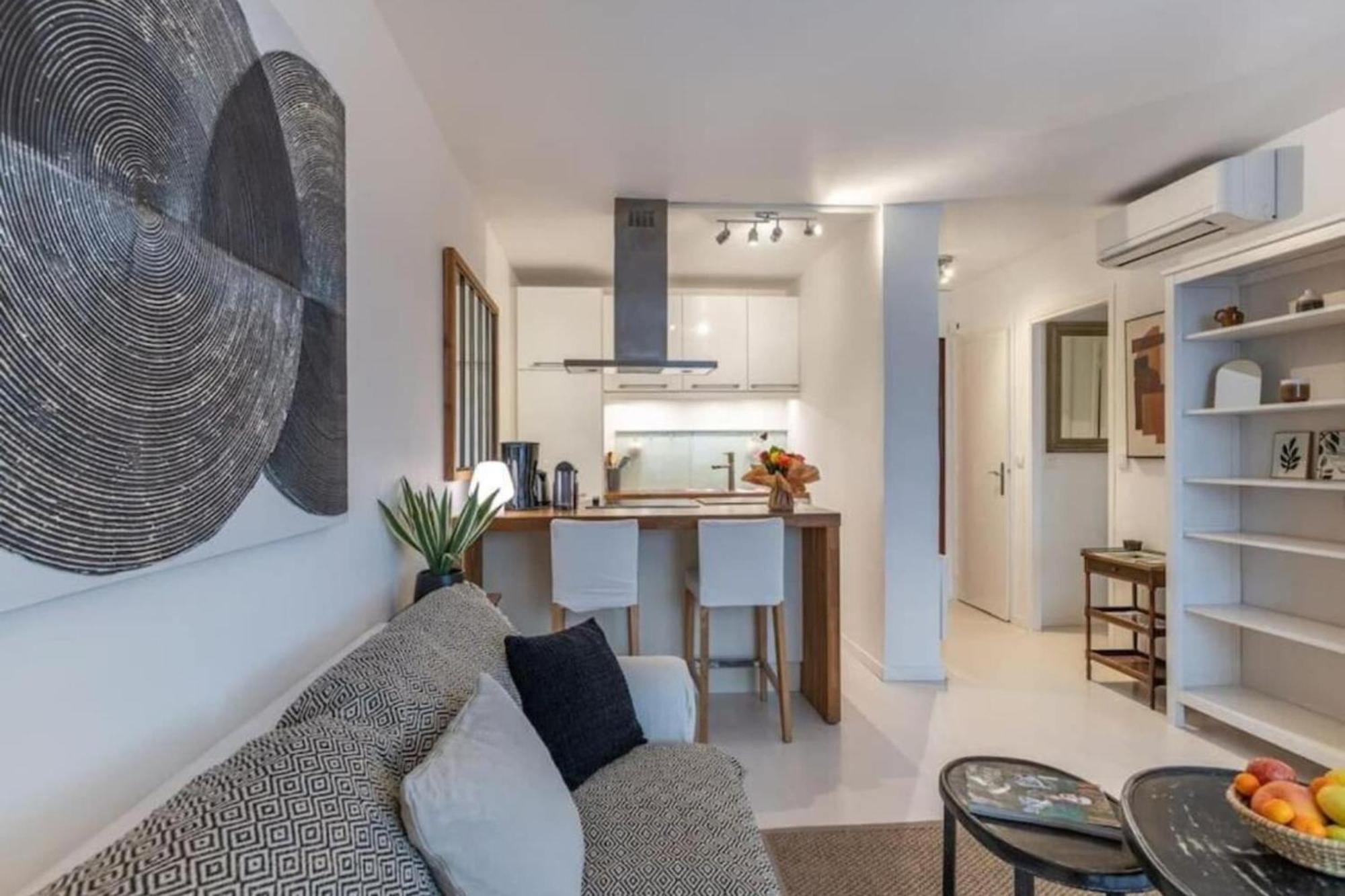 Rossini - And Cosy With Ac Appartement *